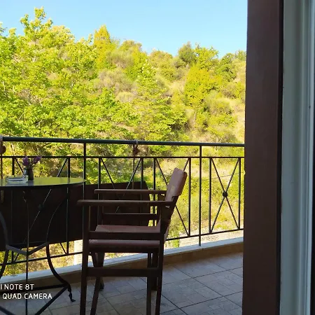 Hotel Xenonas Sta Tzakia