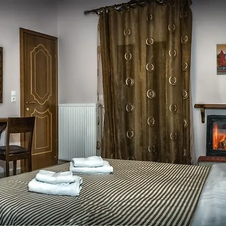 Xenonas Sta Tzakia Karpenísion