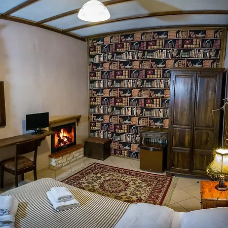 Xenonas Sta Tzakia Hotel Karpenísion